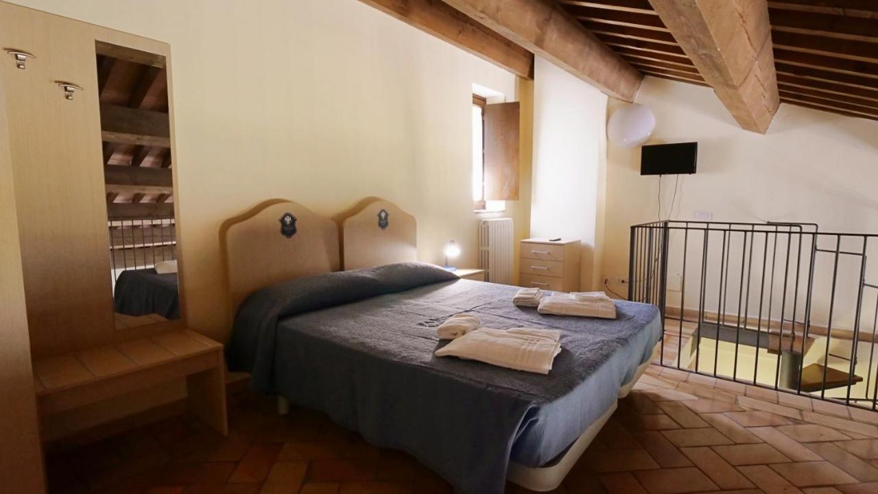 Borgo De' Varano By Hotel I Duchi Camerino Luaran gambar